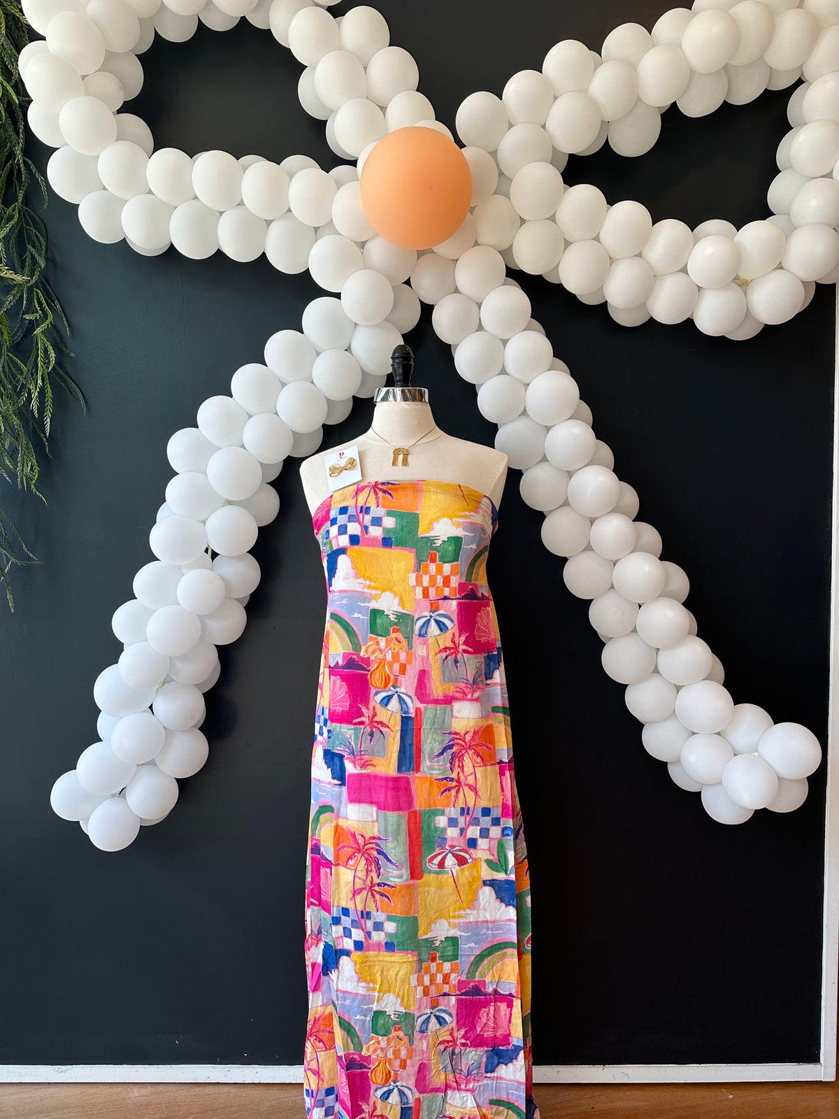 TROPICAL BREEZE MAXI DRESS
