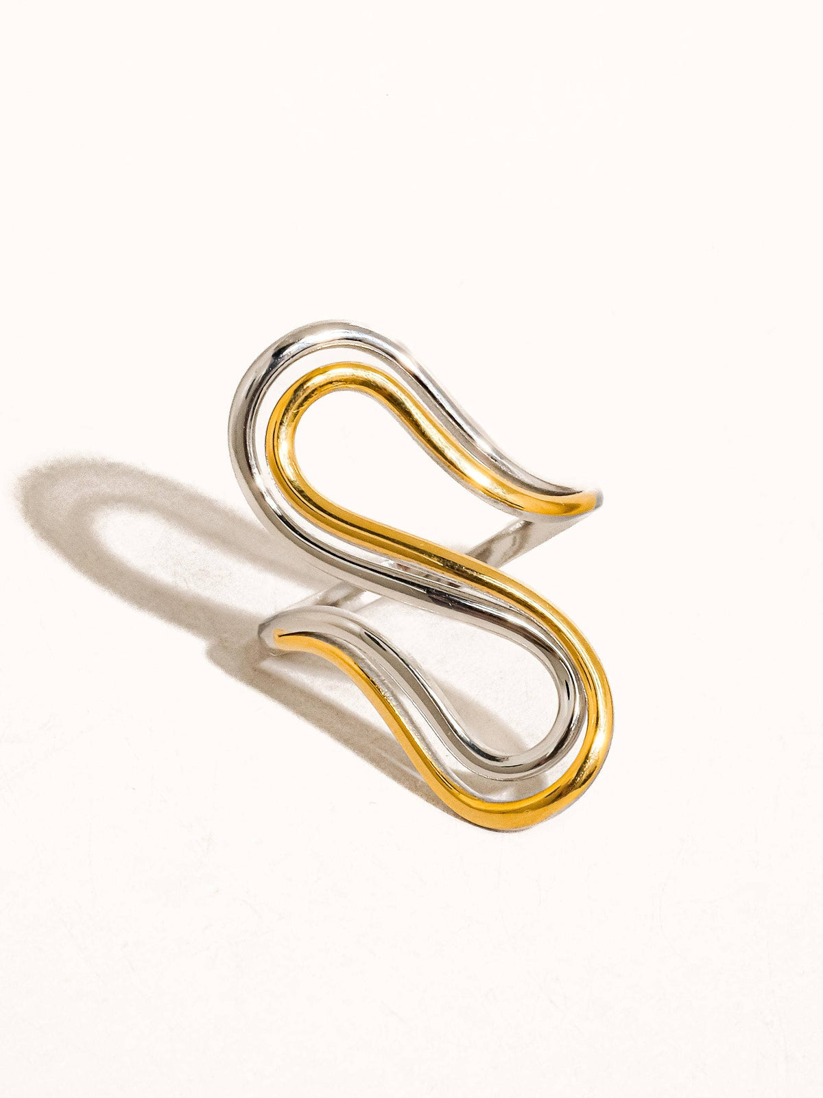 GURU 18K ABSTRACT RING