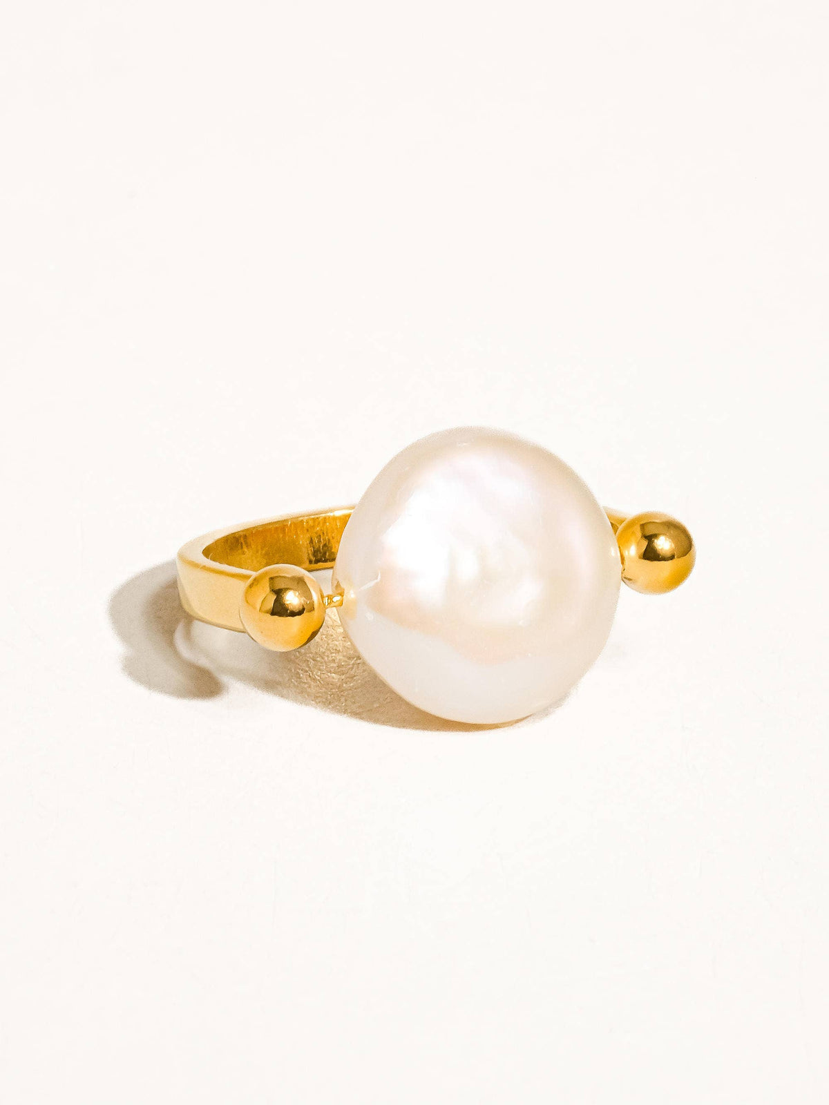DORA 18K GOLD PEARL RING