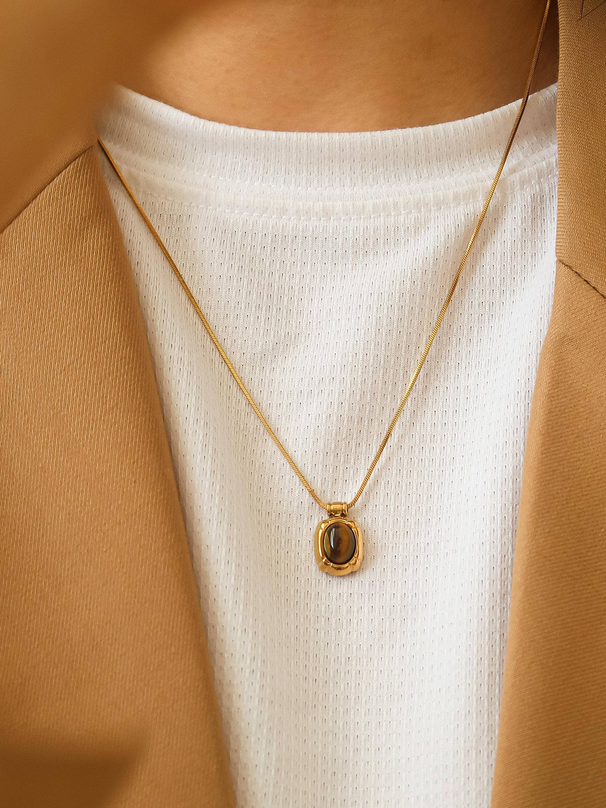 STUNNER 18K GOLD NECKLACE
