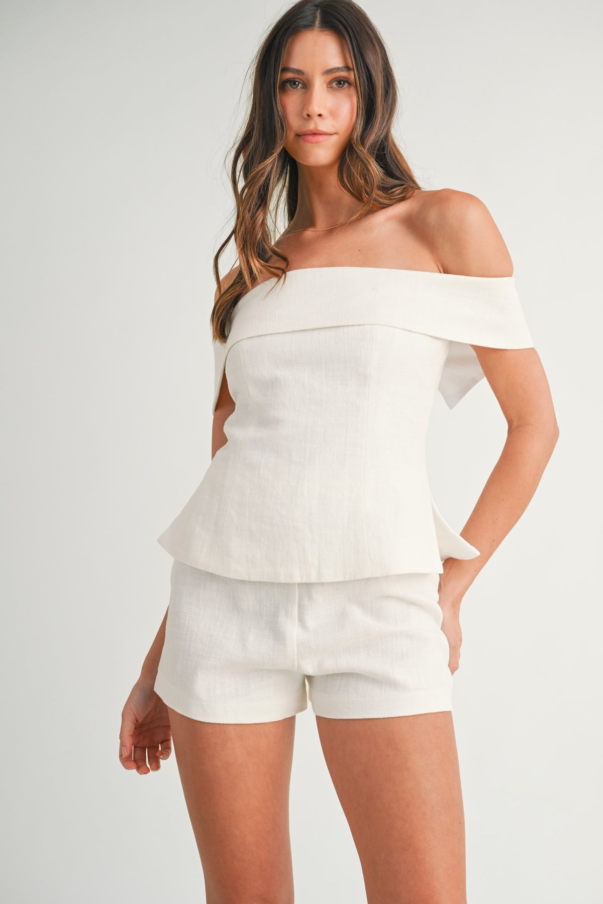 HALLE LINEN SHORT