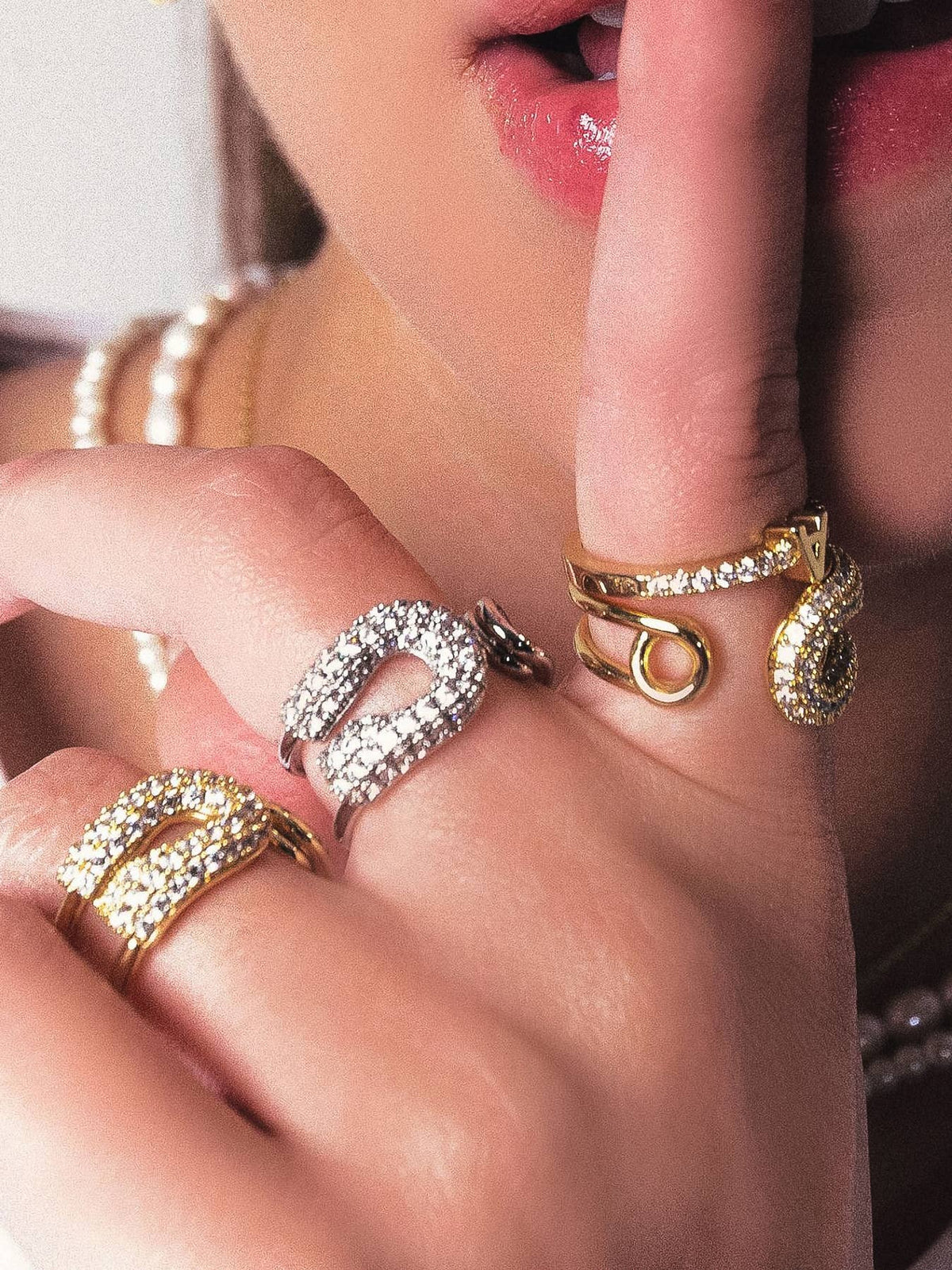 DAGG 18K GOLD GLAM RING