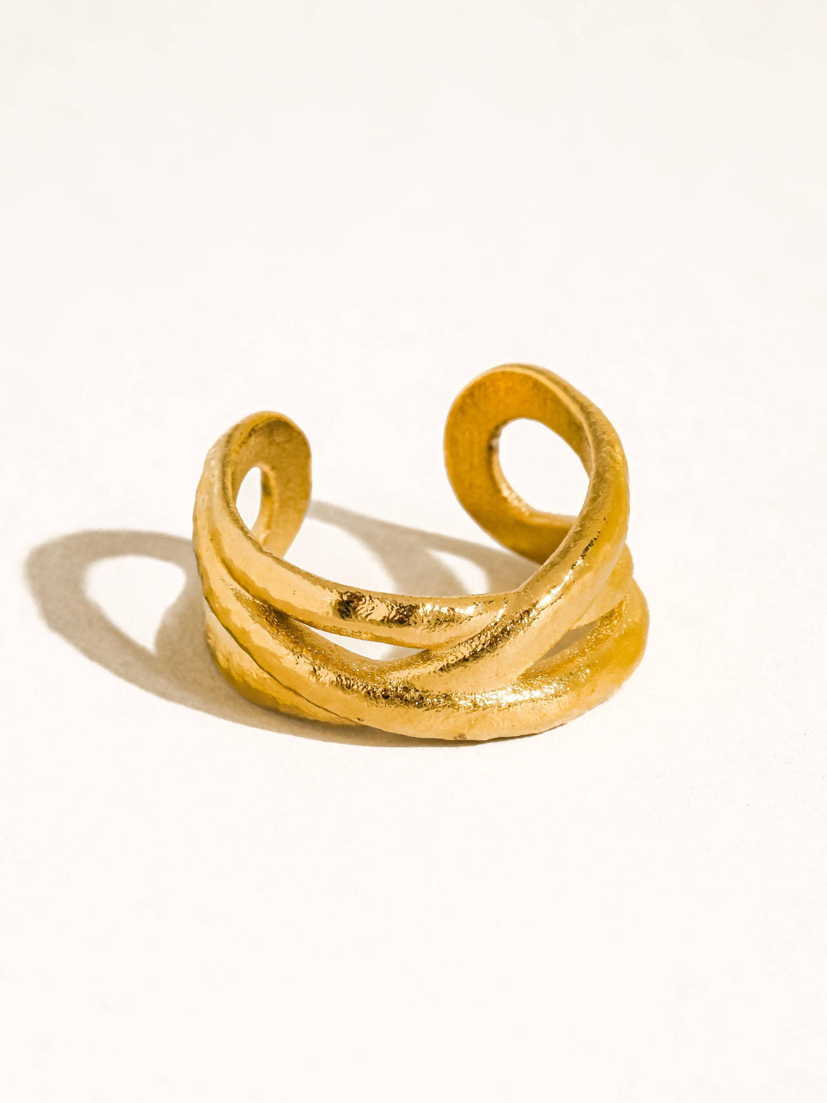 CORI 18K GOLD CRISSCROSS RING