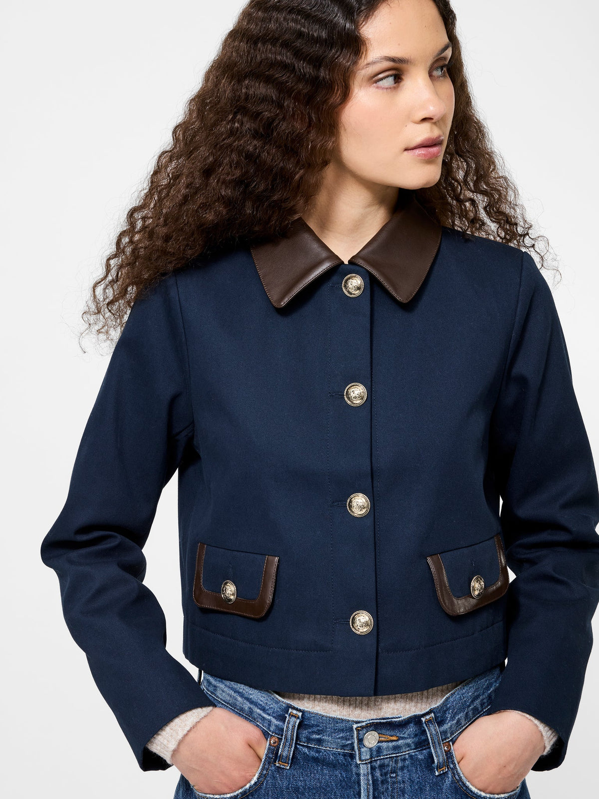 CONTRAST TRIM TWO POCKET JACKET