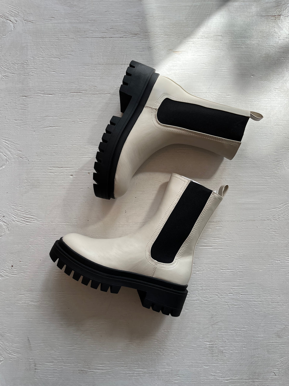 YUSNAN BOOTS